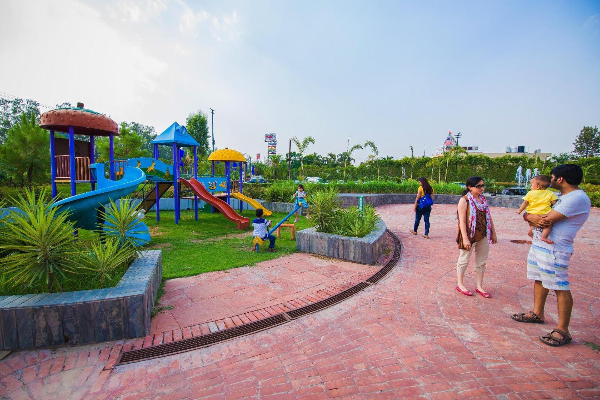 Best Western Country Woods Ambāla Exterior foto